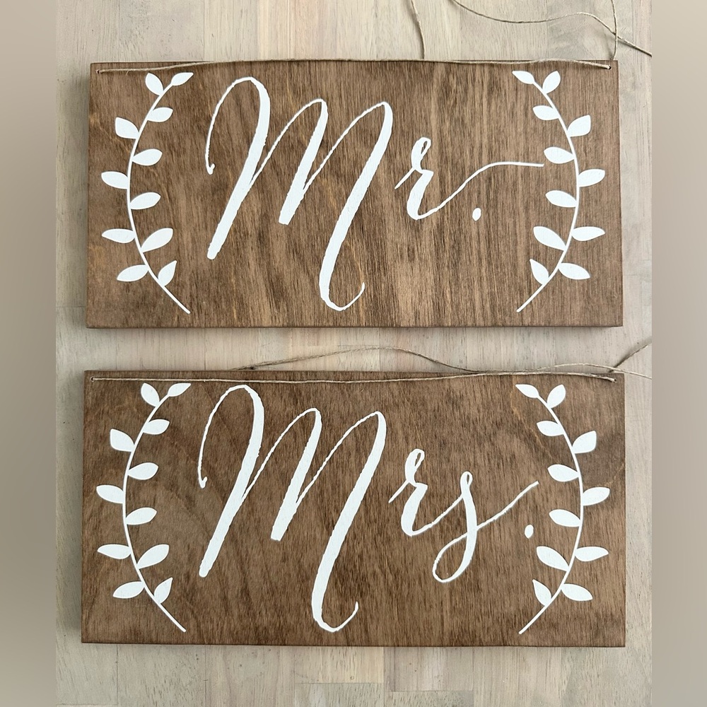 Mr. and Mrs. Wooden Wedding Signs (Set of 2)